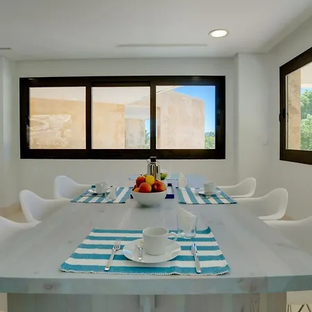 Gravity- Luxurious Paradise With Sea View Villa